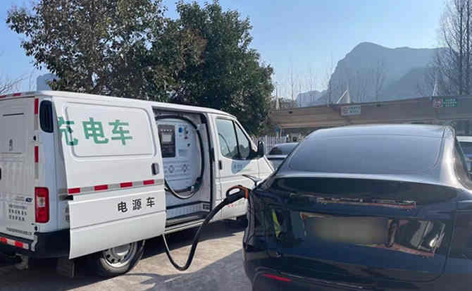 赤壁汽车搭电