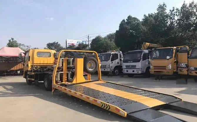 赤壁汽车中途维修案例